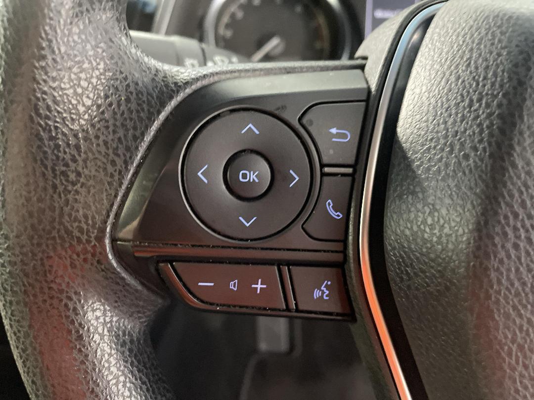 Photo '27' of Toyota Camry