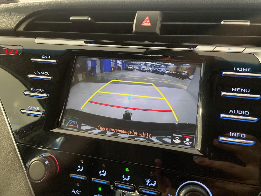 Photo '30' of Toyota Camry