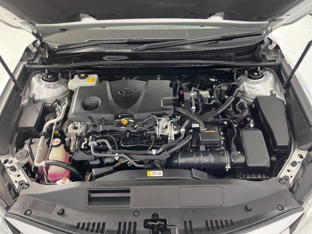 Photo '13' of Toyota Camry