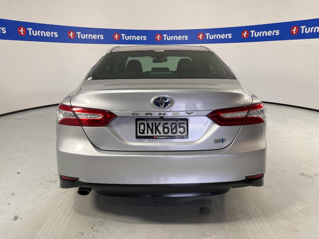 Photo '6' of Toyota Camry