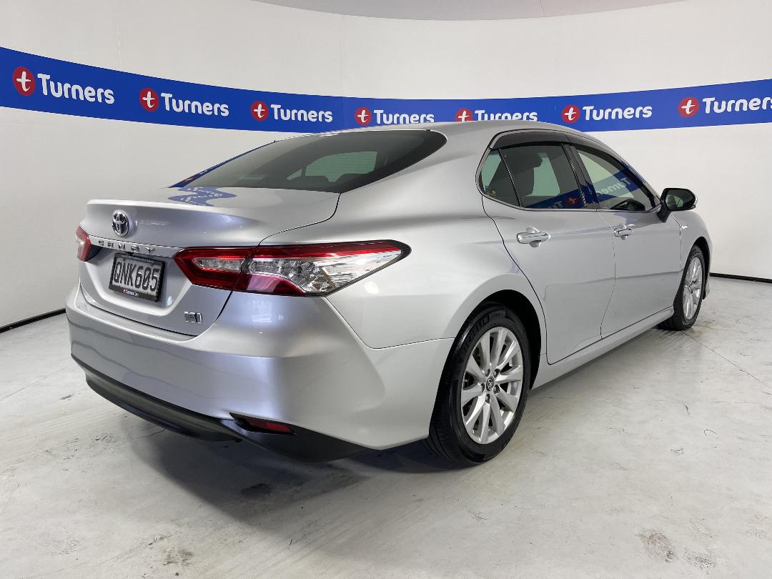 Photo '7' of Toyota Camry