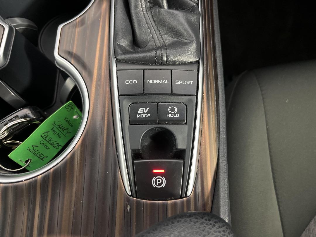 Photo '26' of Toyota Camry