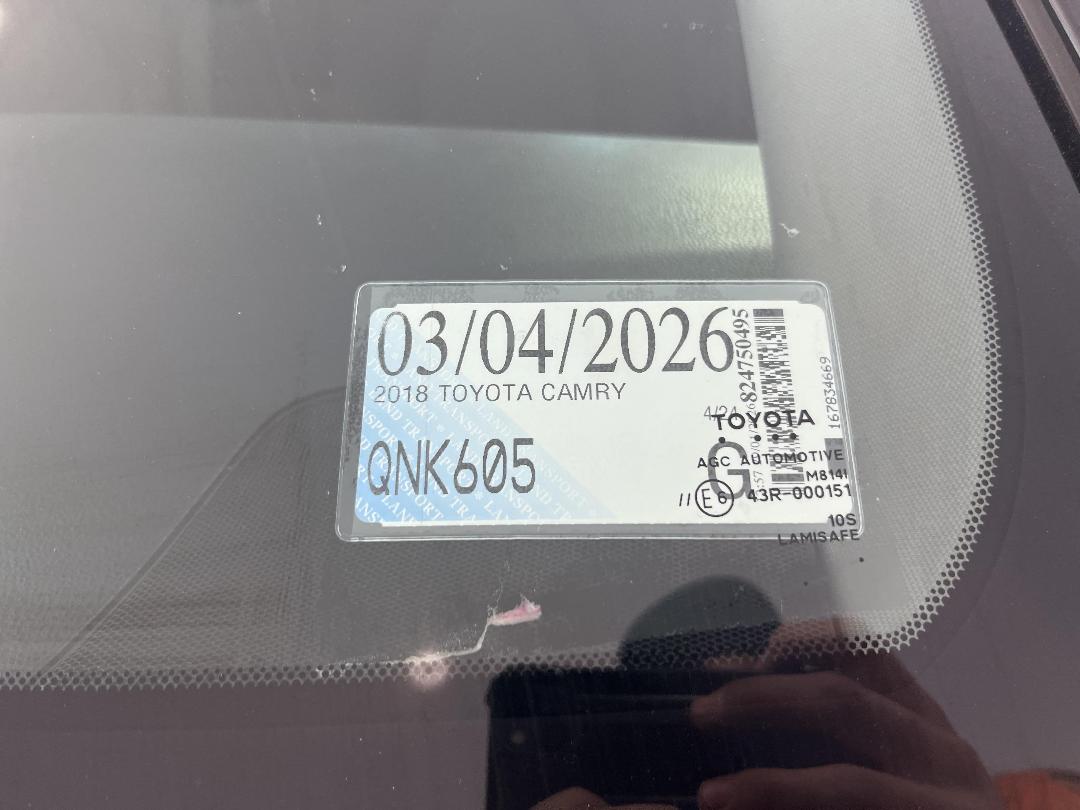 Photo '29' of Toyota Camry