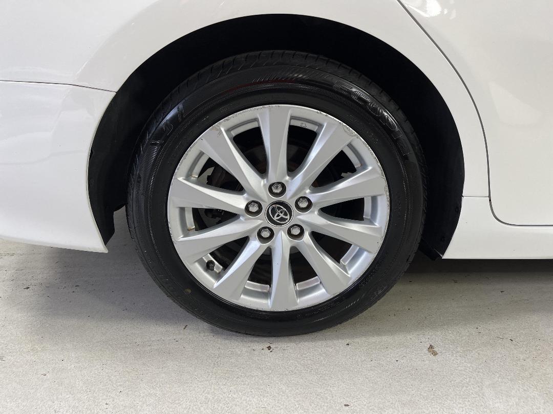 Photo '12' of Toyota Camry Photo '12' of Toyota Camry