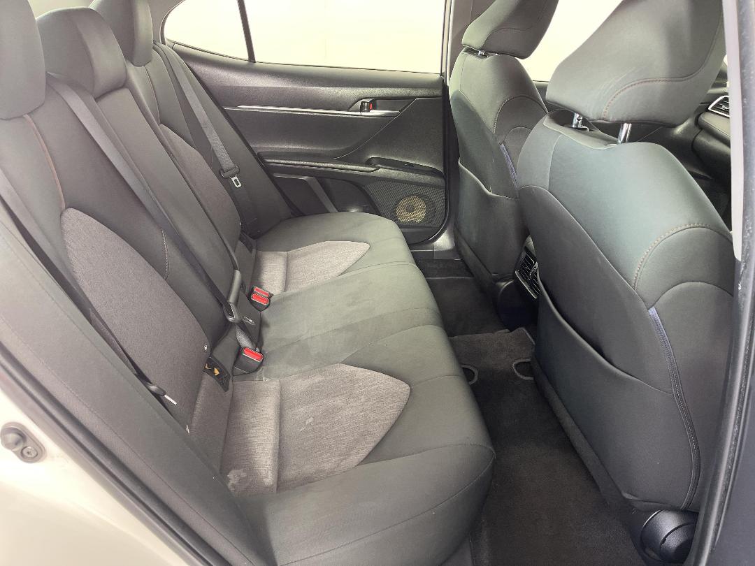 Photo '20' of Toyota Camry Photo '20' of Toyota Camry