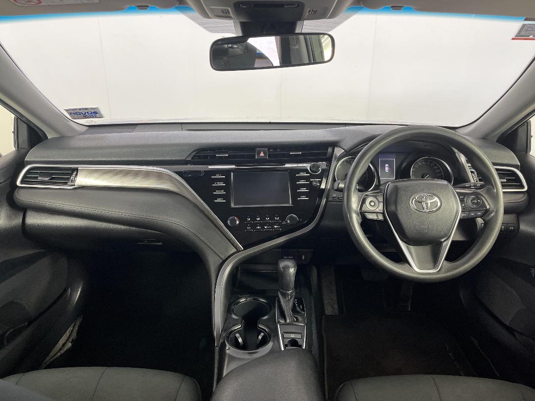 Photo '17' of Toyota Camry Photo '17' of Toyota Camry