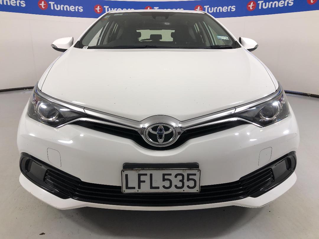 Photo '2' of Toyota Corolla