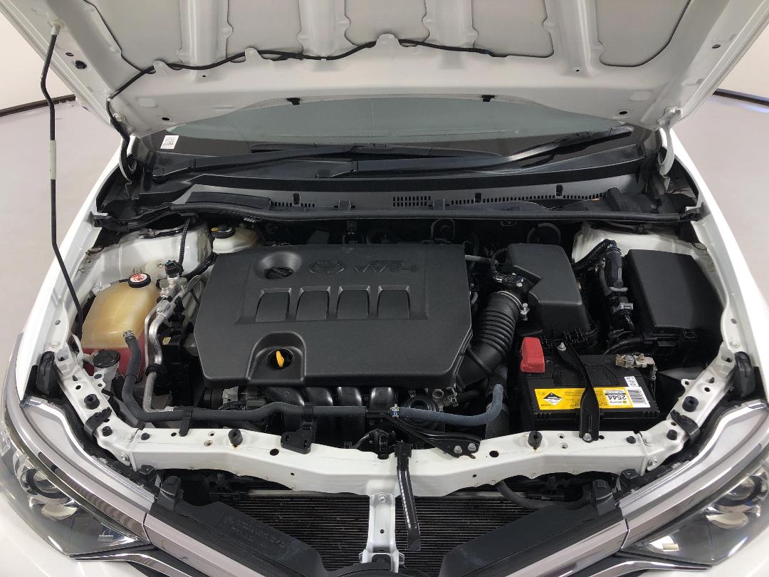 Photo '13' of Toyota Corolla