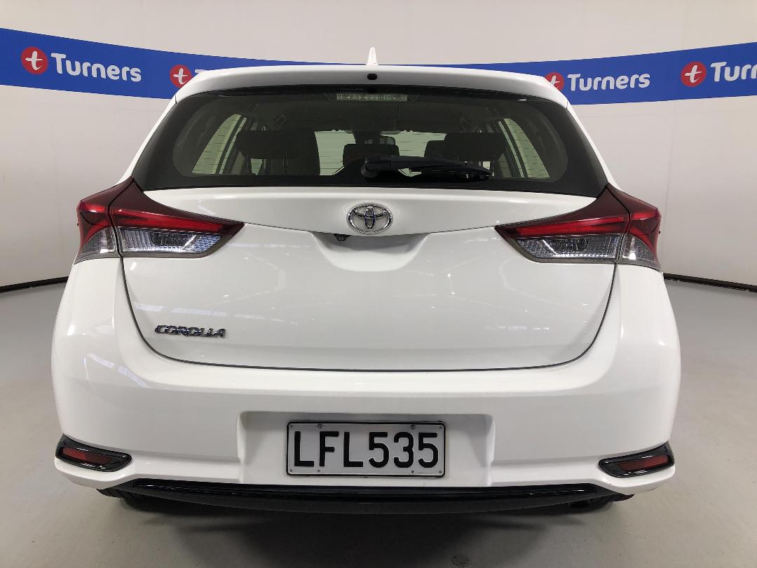 Photo '6' of Toyota Corolla