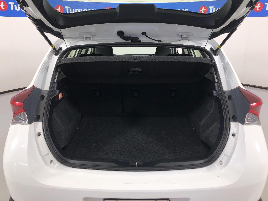 Photo '14' of Toyota Corolla