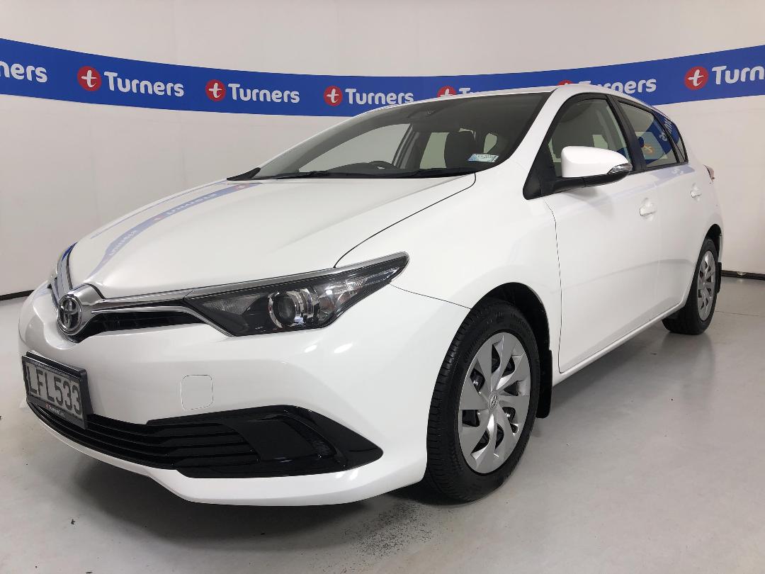 Photo '4' of Toyota Corolla