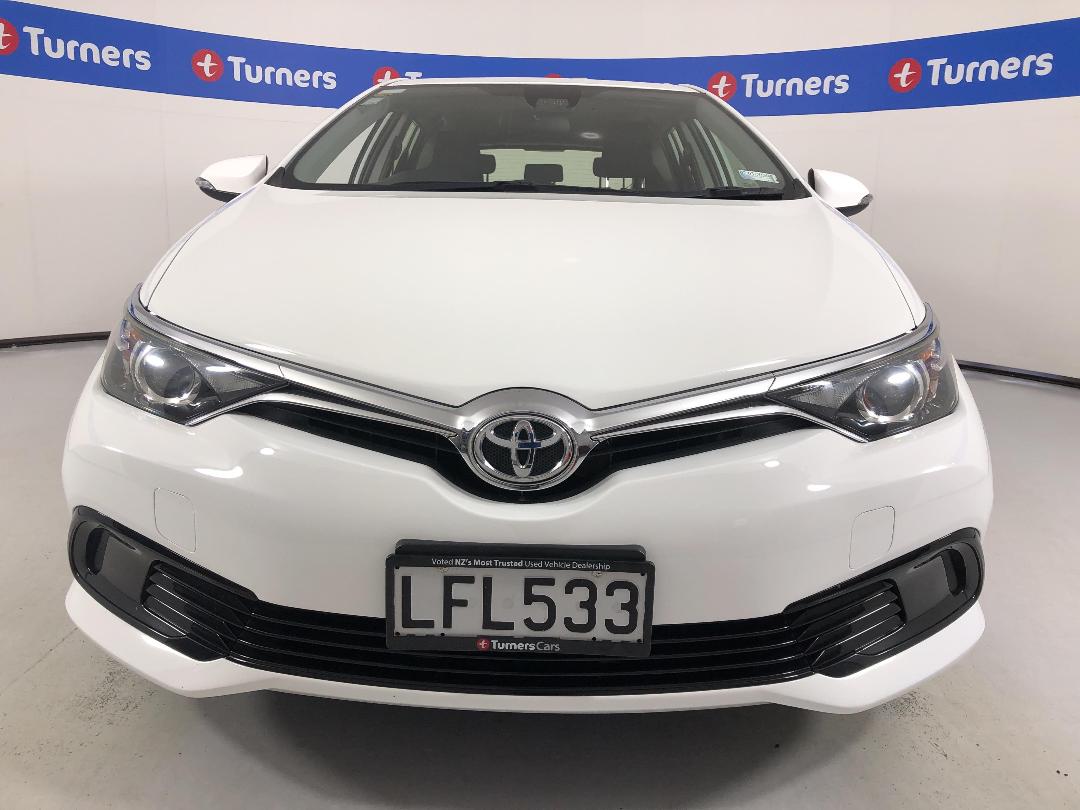 Photo '2' of Toyota Corolla