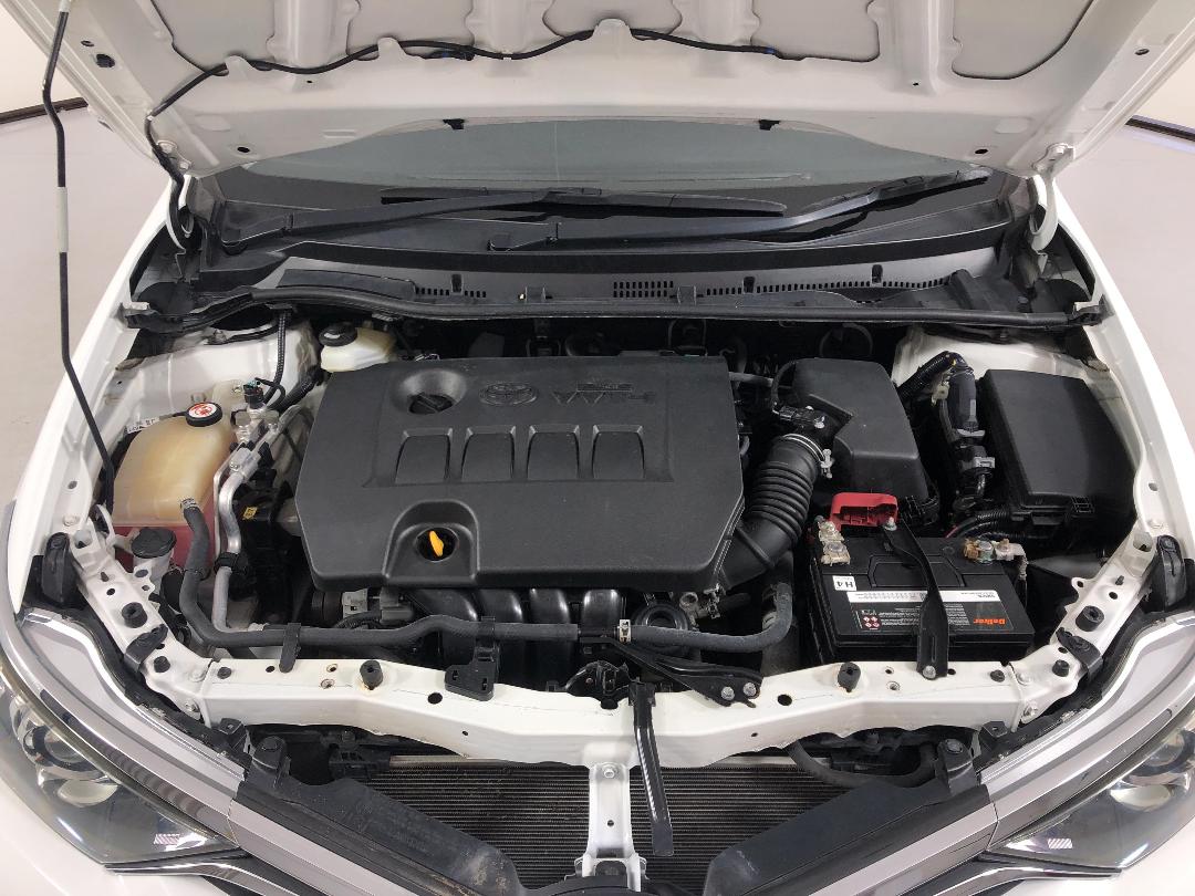 Photo '13' of Toyota Corolla