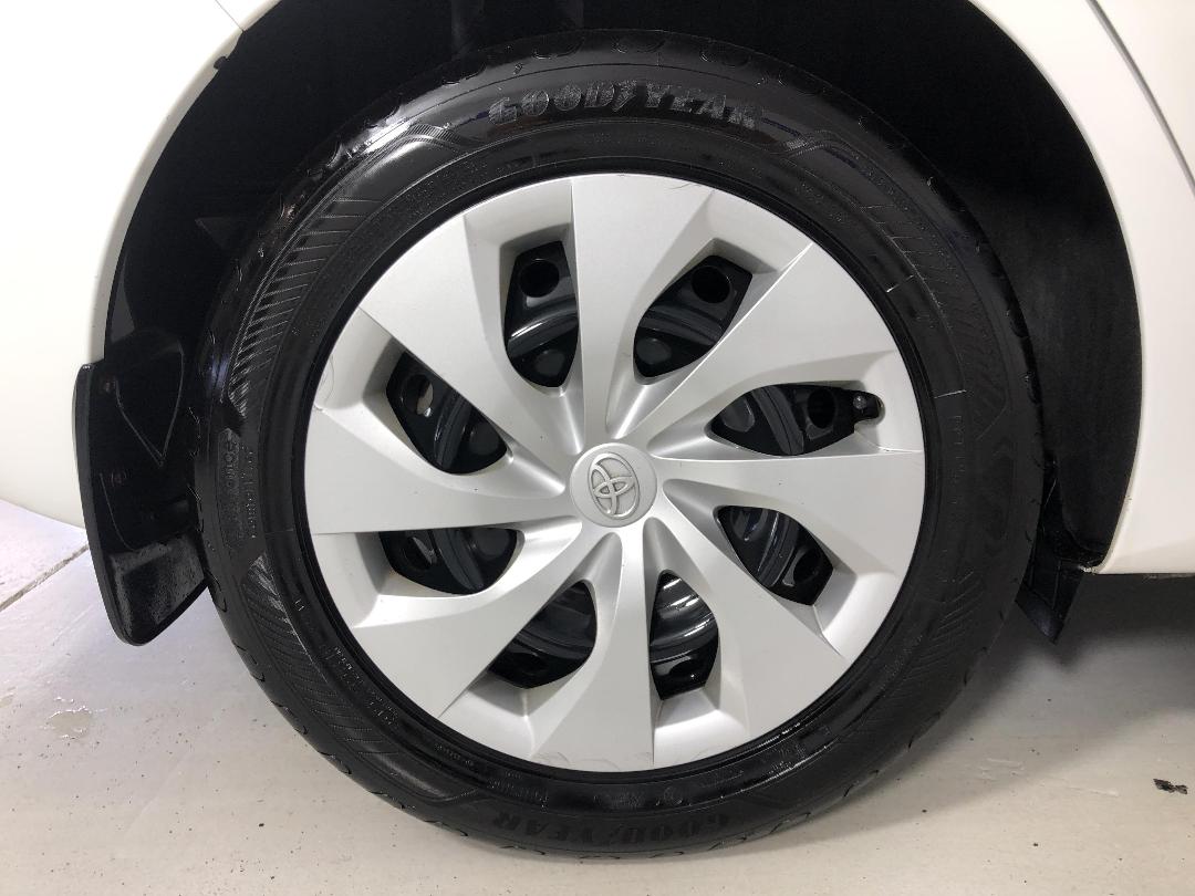 Photo '12' of Toyota Corolla