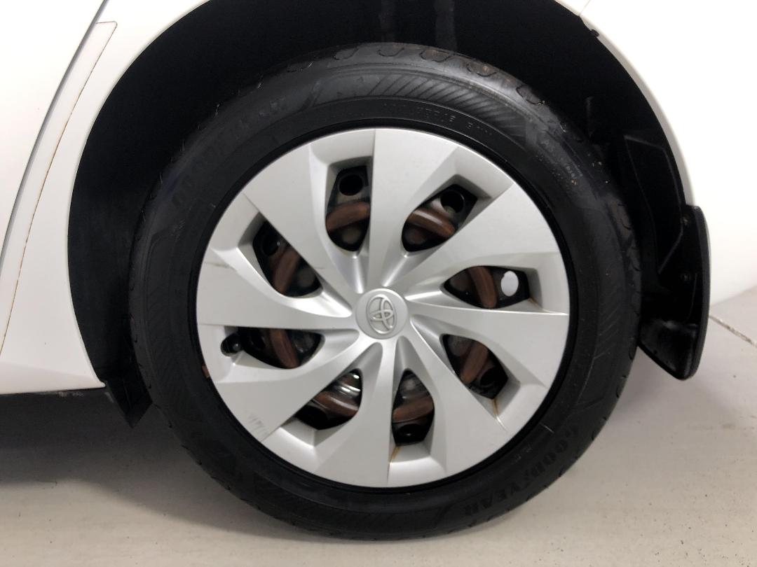 Photo '11' of Toyota Corolla