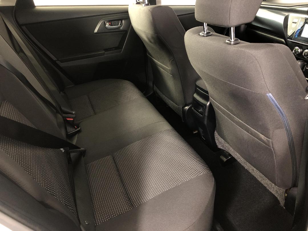 Photo '20' of Toyota Corolla