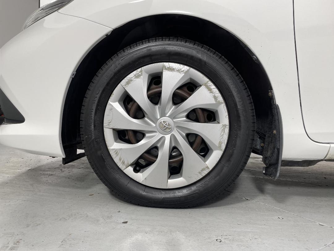 Photo '10' of Toyota Corolla Photo '10' of Toyota Corolla