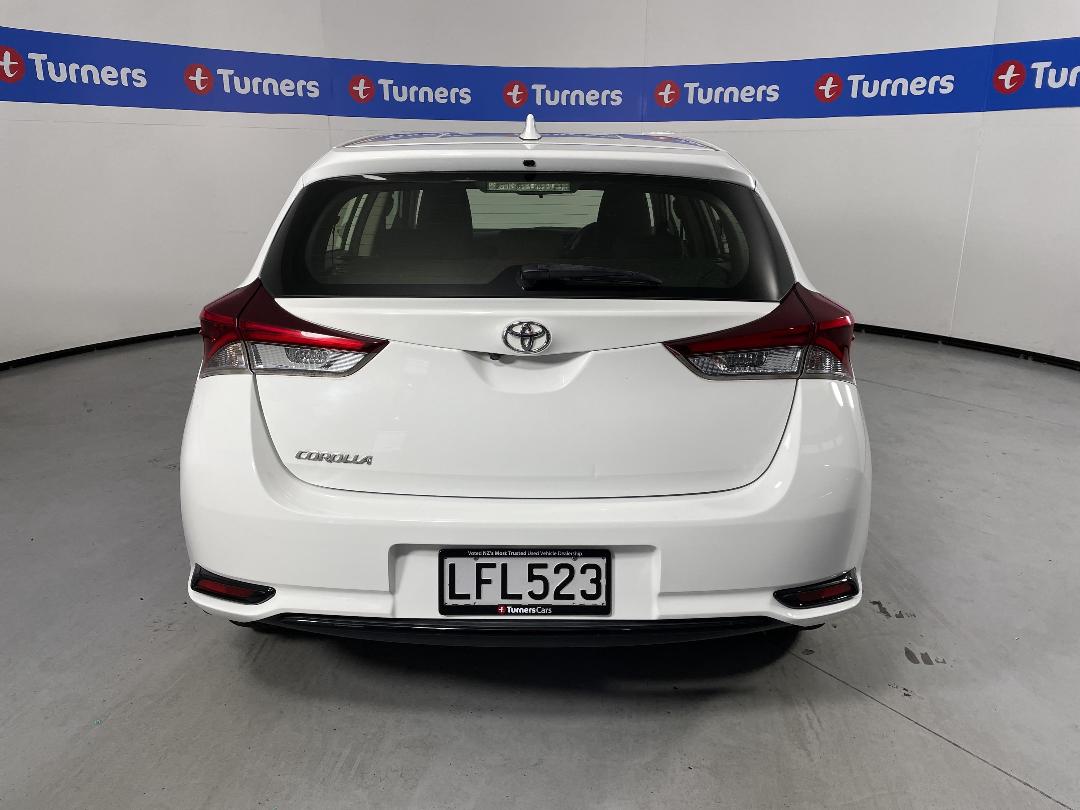 Photo '6' of Toyota Corolla Photo '6' of Toyota Corolla