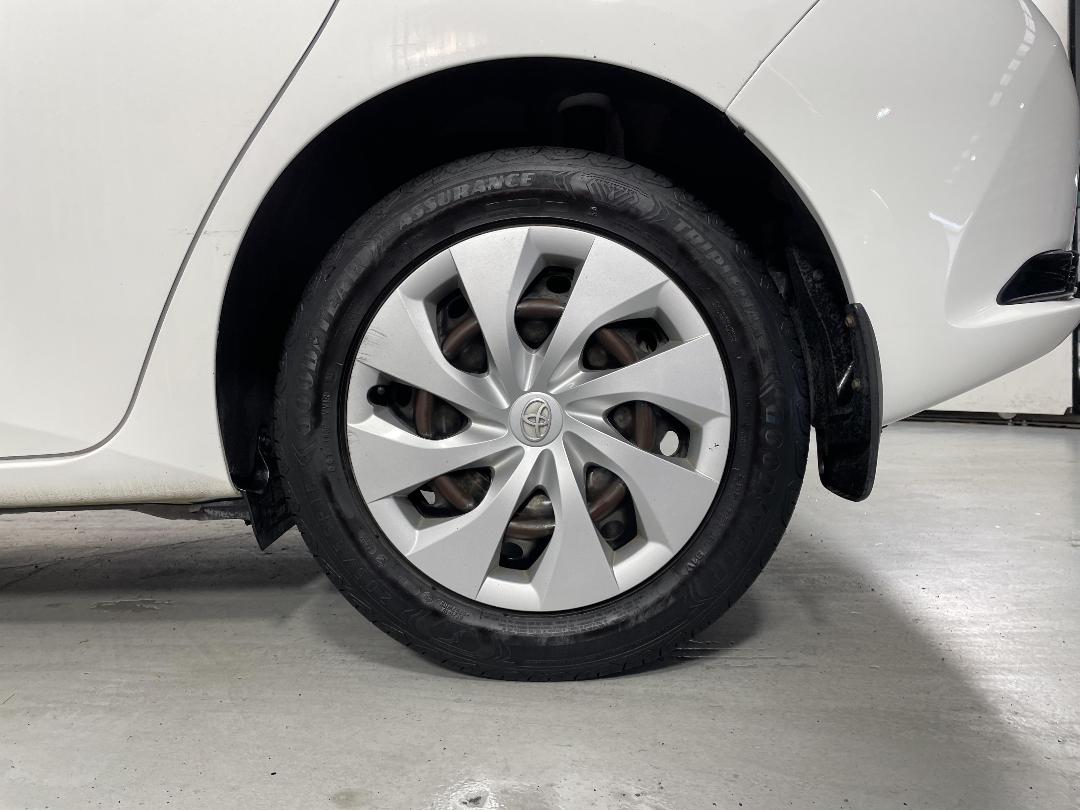 Photo '11' of Toyota Corolla Photo '11' of Toyota Corolla