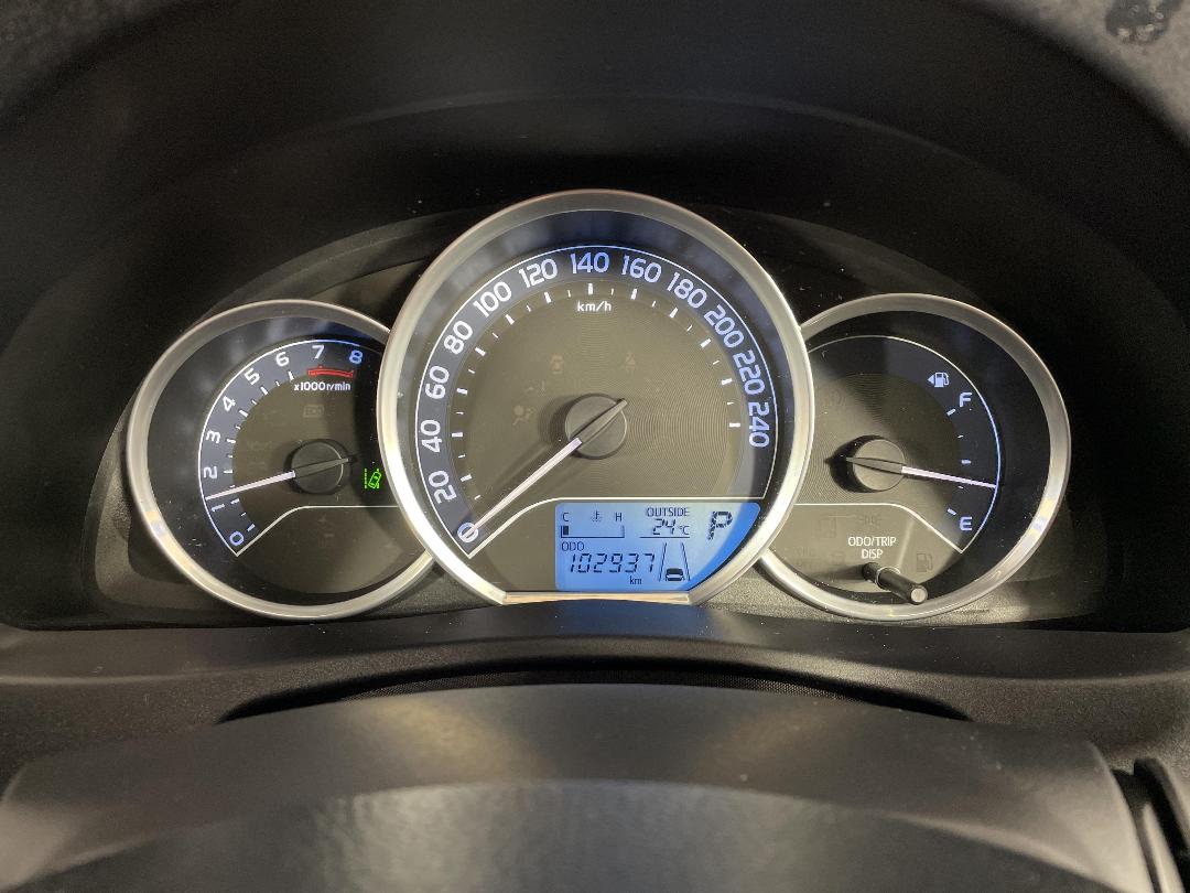 Photo '21' of Toyota Corolla Photo '21' of Toyota Corolla