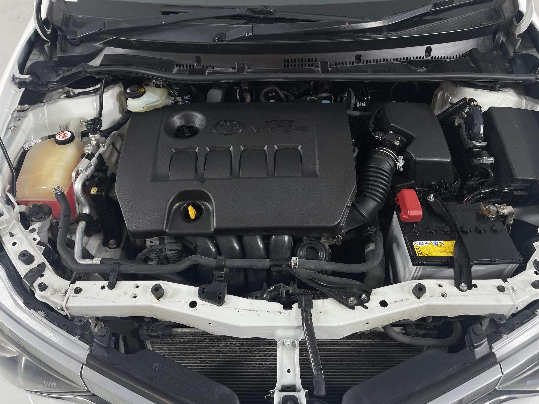 Photo '13' of Toyota Corolla