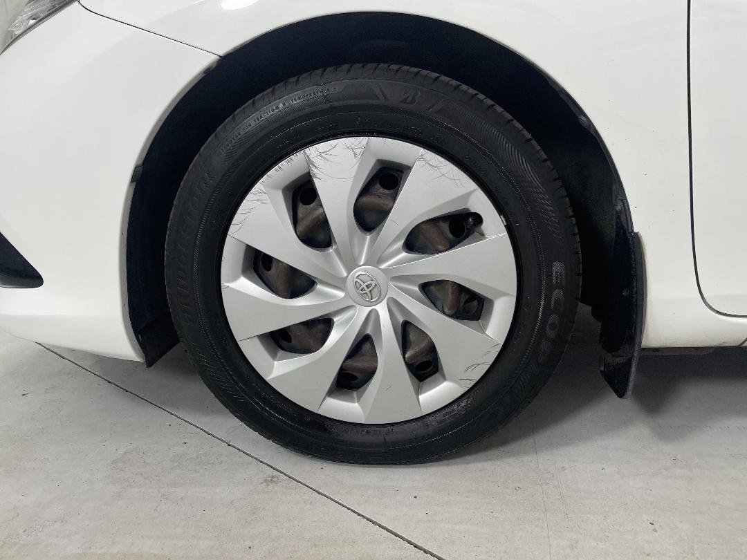 Photo '10' of Toyota Corolla