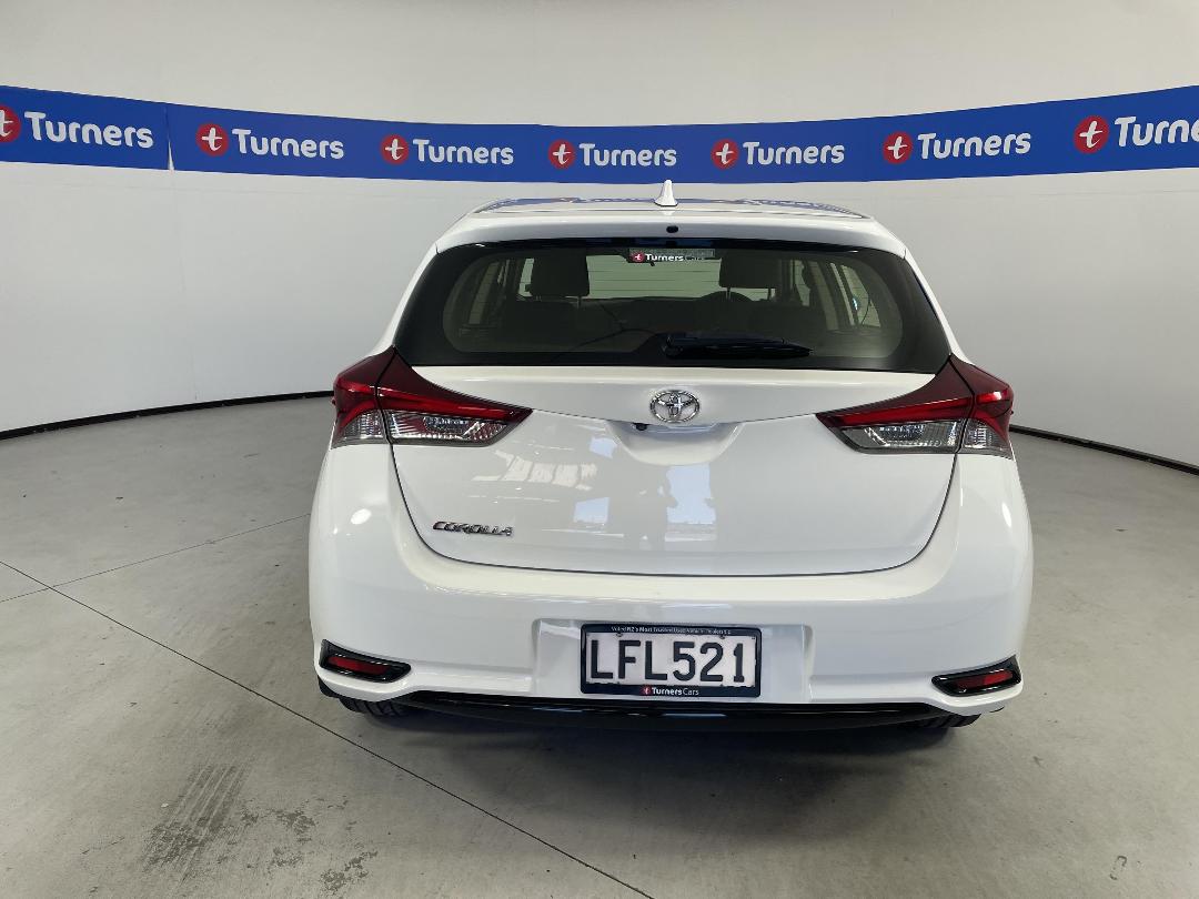 Photo '6' of Toyota Corolla