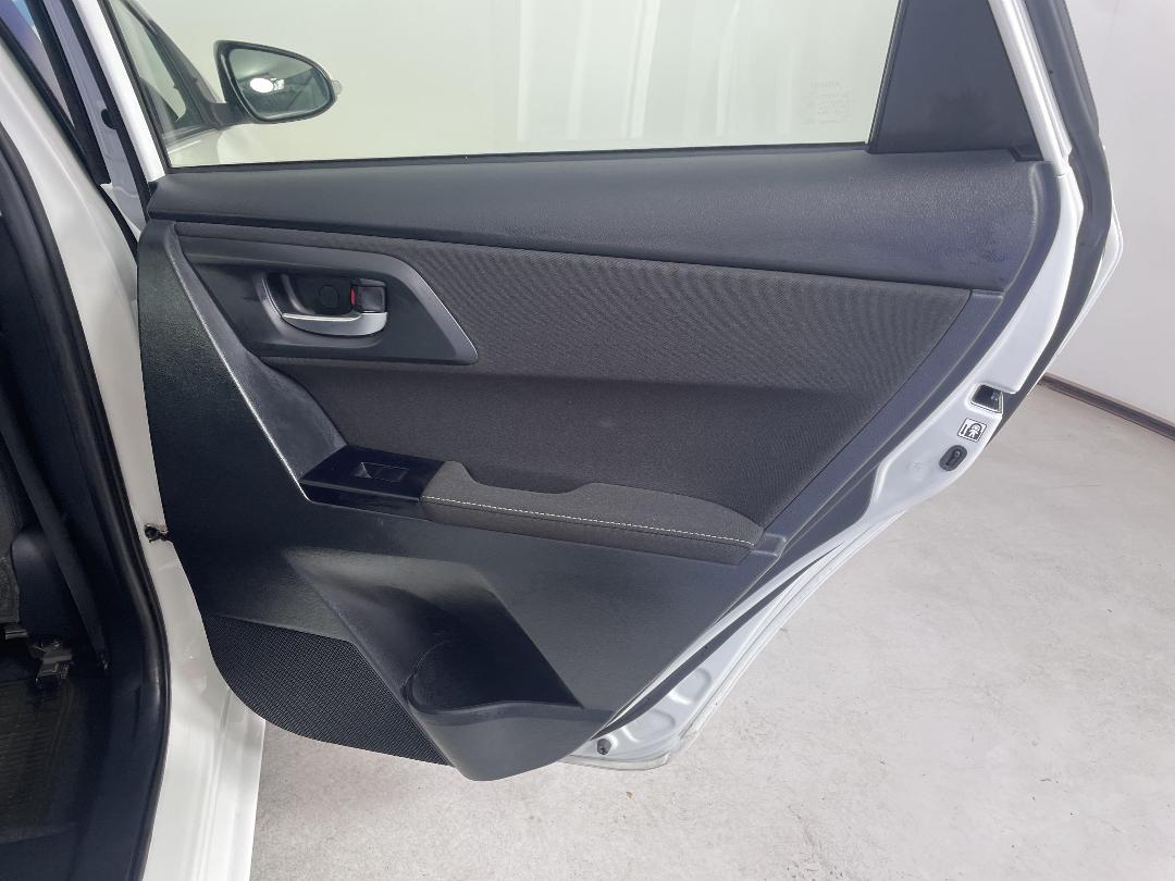 Photo '19' of Toyota Corolla