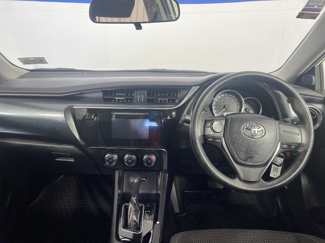 Photo '17' of Toyota Corolla