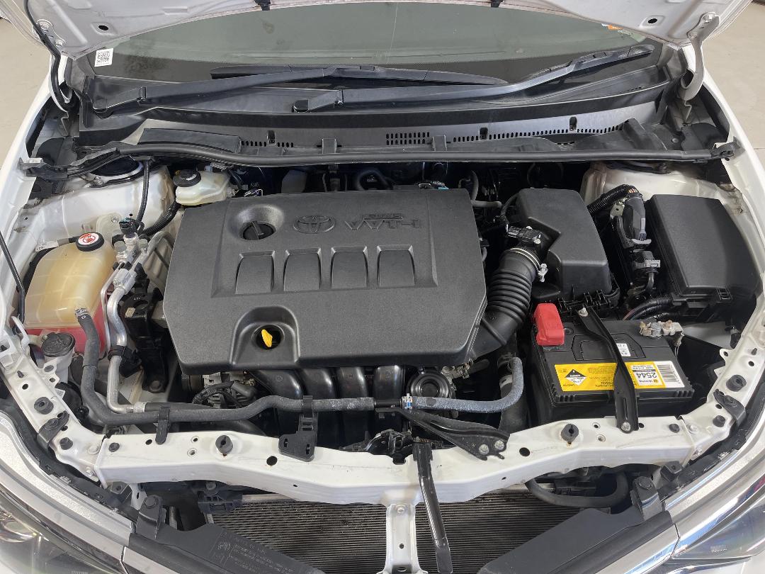 Photo '13' of Toyota Corolla