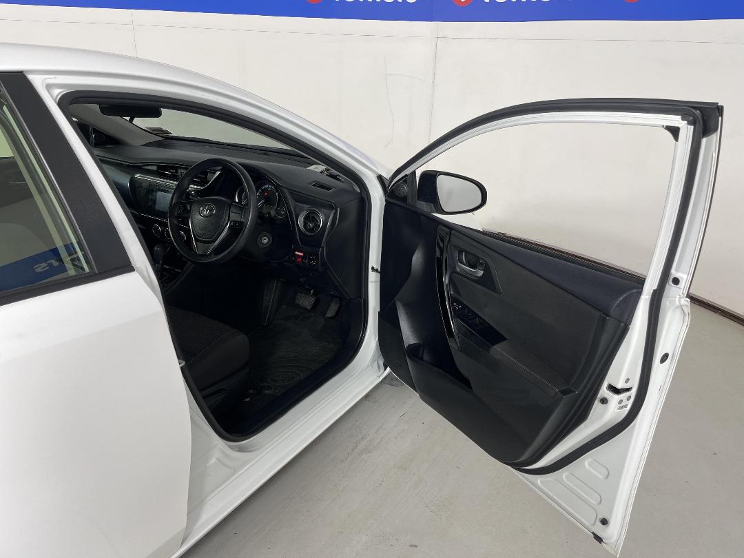 Photo '15' of Toyota Corolla