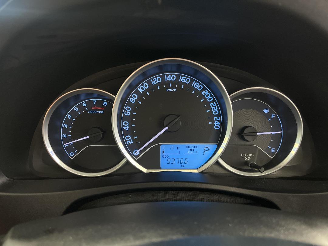 Photo '21' of Toyota Corolla