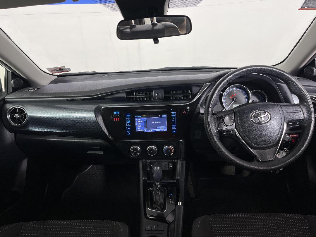 Photo '17' of Toyota Corolla