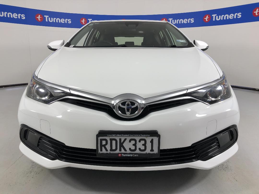 Photo '2' of Toyota Corolla