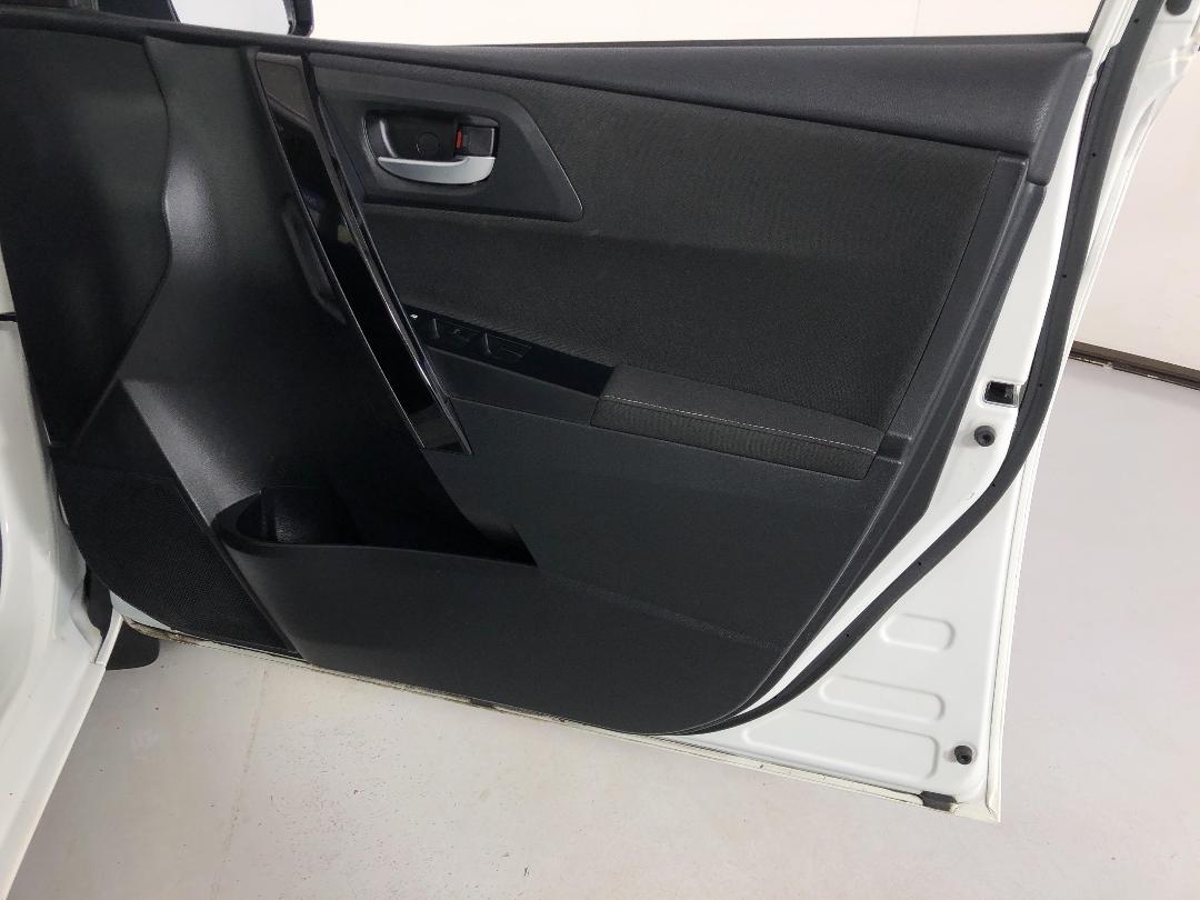 Photo '15' of Toyota Corolla