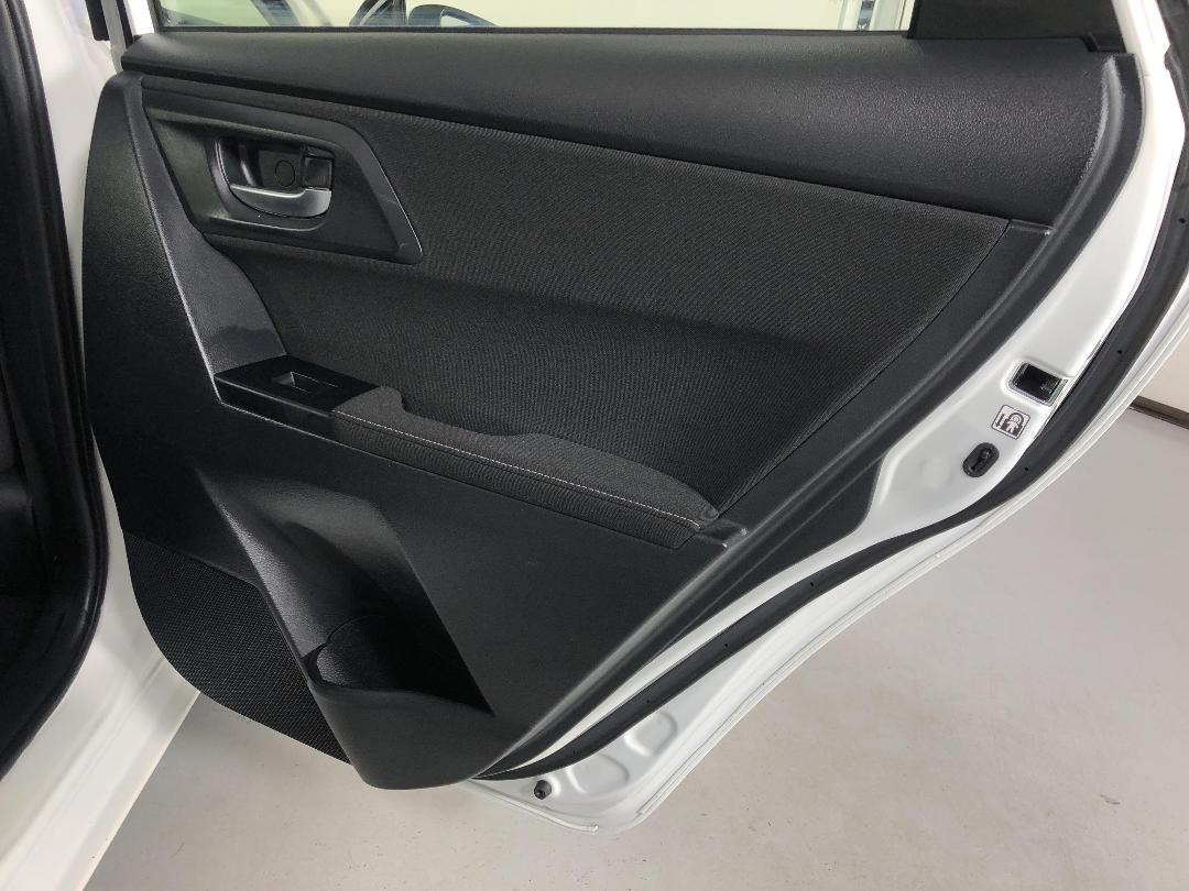 Photo '19' of Toyota Corolla Photo '19' of Toyota Corolla