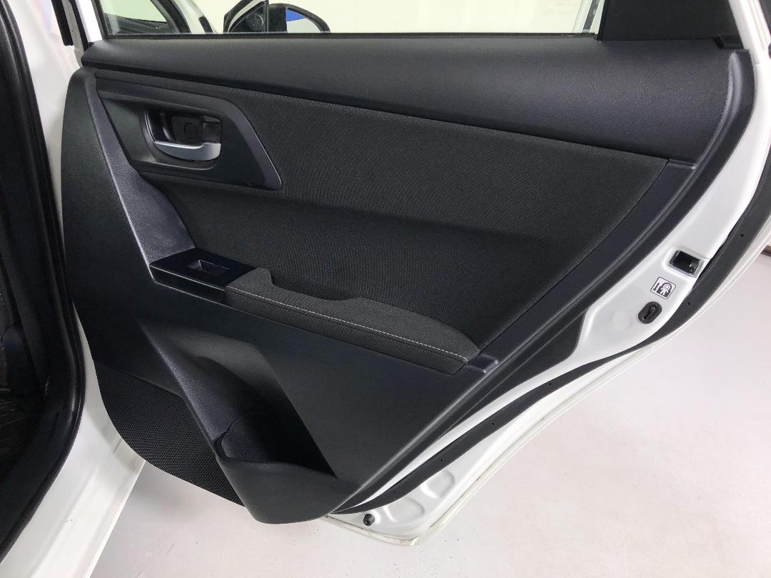 Photo '19' of Toyota Corolla Photo '19' of Toyota Corolla