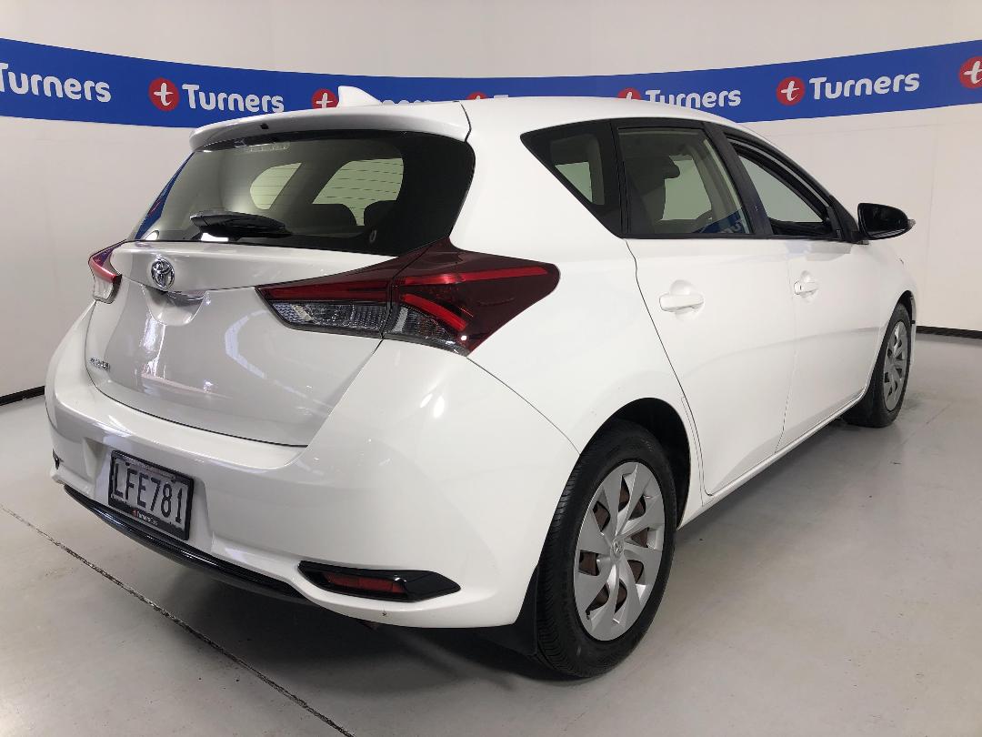 Photo '7' of Toyota Corolla