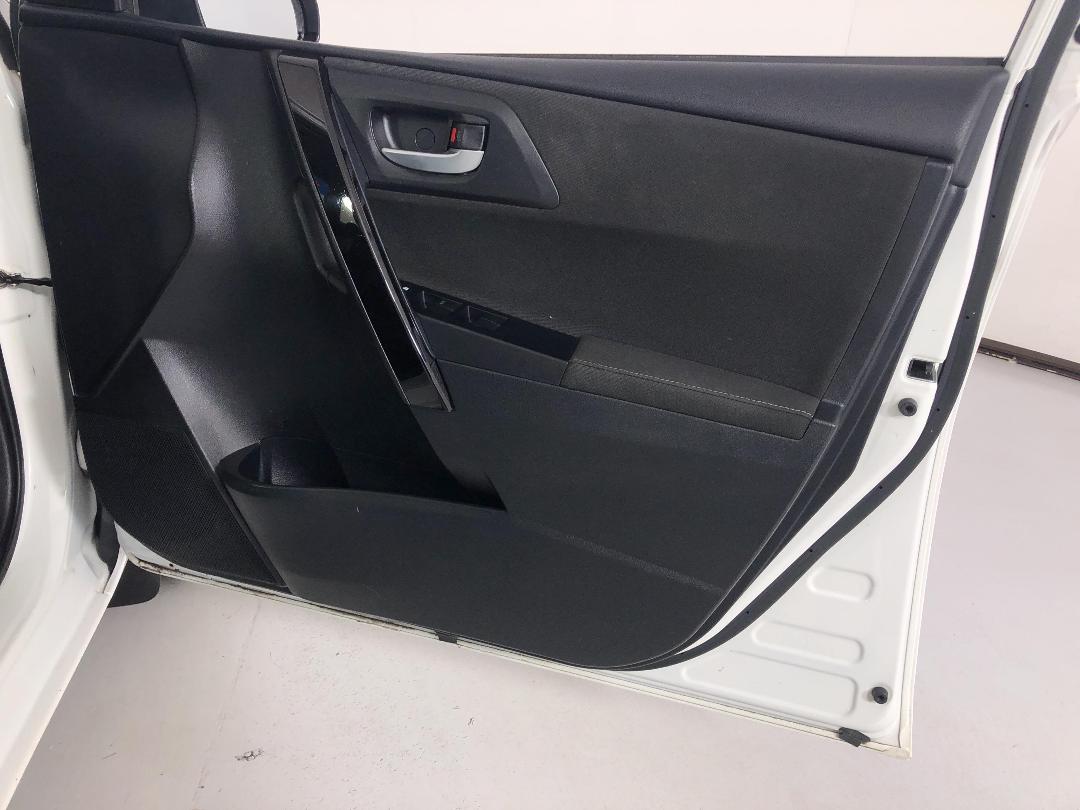 Photo '15' of Toyota Corolla