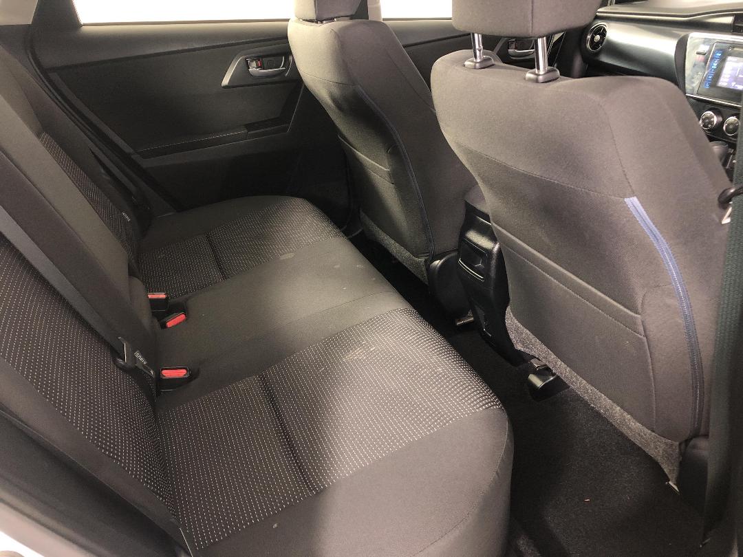 Photo '20' of Toyota Corolla