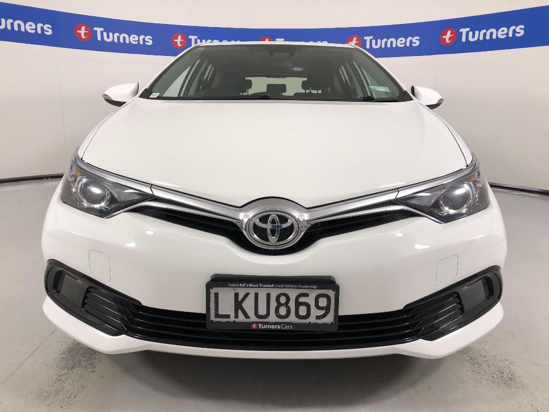 Photo '2' of Toyota Corolla