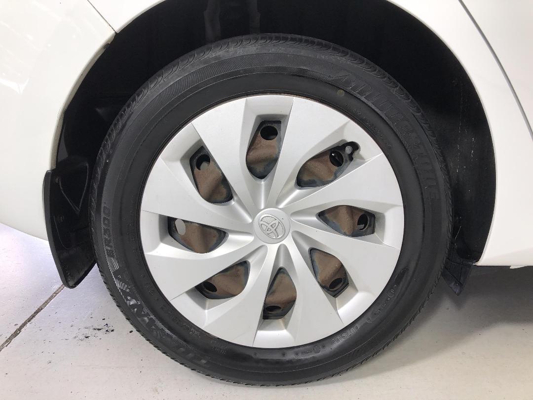 Photo '12' of Toyota Corolla