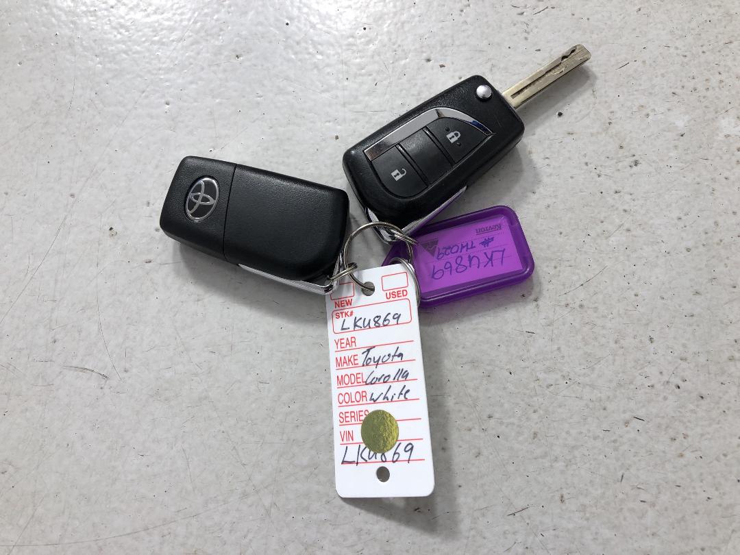 Photo '22' of Toyota Corolla