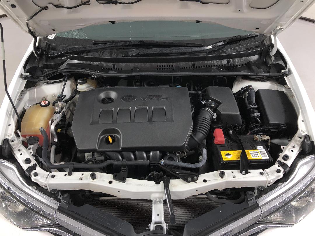 Photo '13' of Toyota Corolla Photo '13' of Toyota Corolla