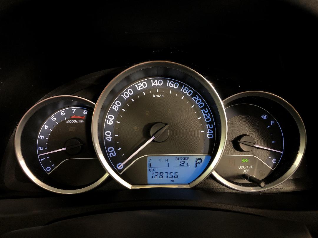 Photo '21' of Toyota Corolla Photo '21' of Toyota Corolla