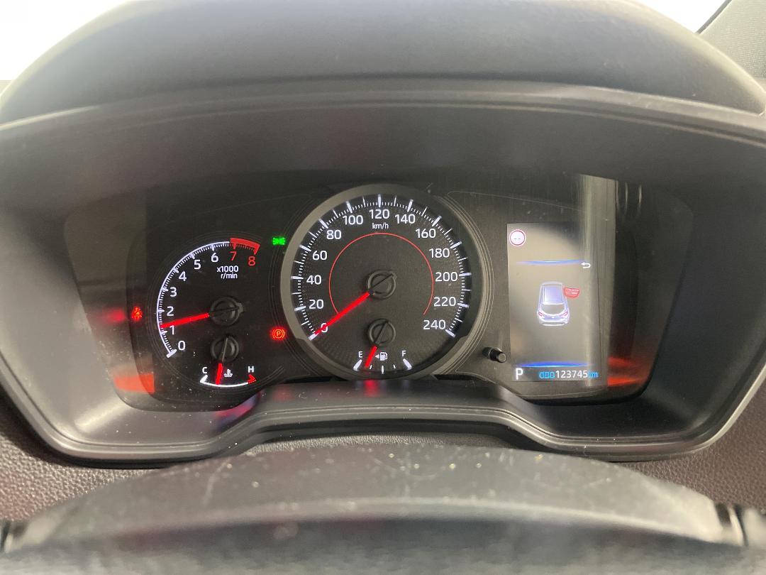 Photo '21' of Toyota Corolla