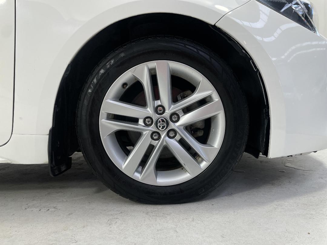 Photo '9' of Toyota Corolla