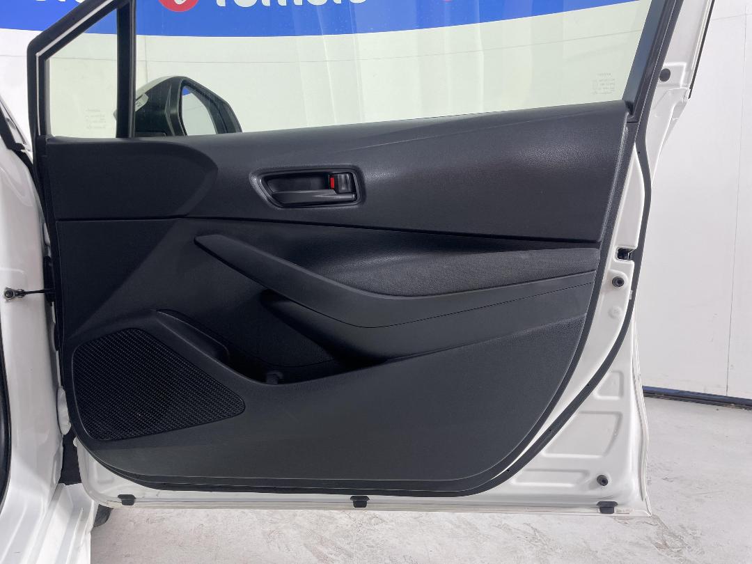 Photo '15' of Toyota Corolla