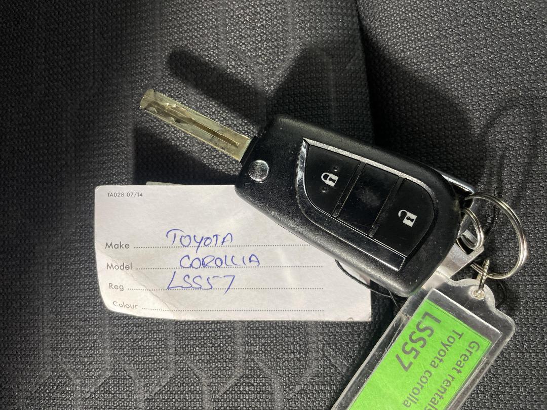 Photo '22' of Toyota Corolla