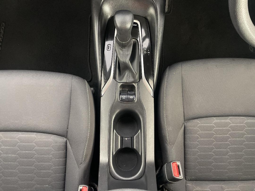 Photo '18' of Toyota Corolla